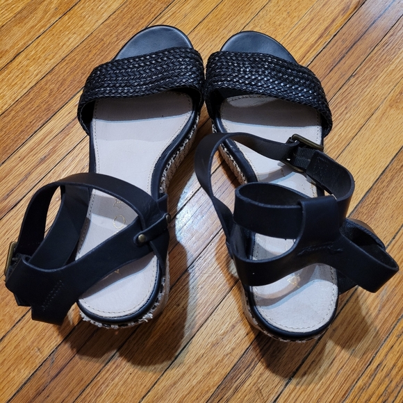 Aldo wedge sandals - Picture 3 of 3
